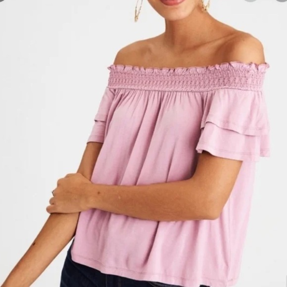 2/$30 American Eagle Outfitters Soft an Sexy Pink Smocked Flutter Sleeve Top - Picture 1 of 8